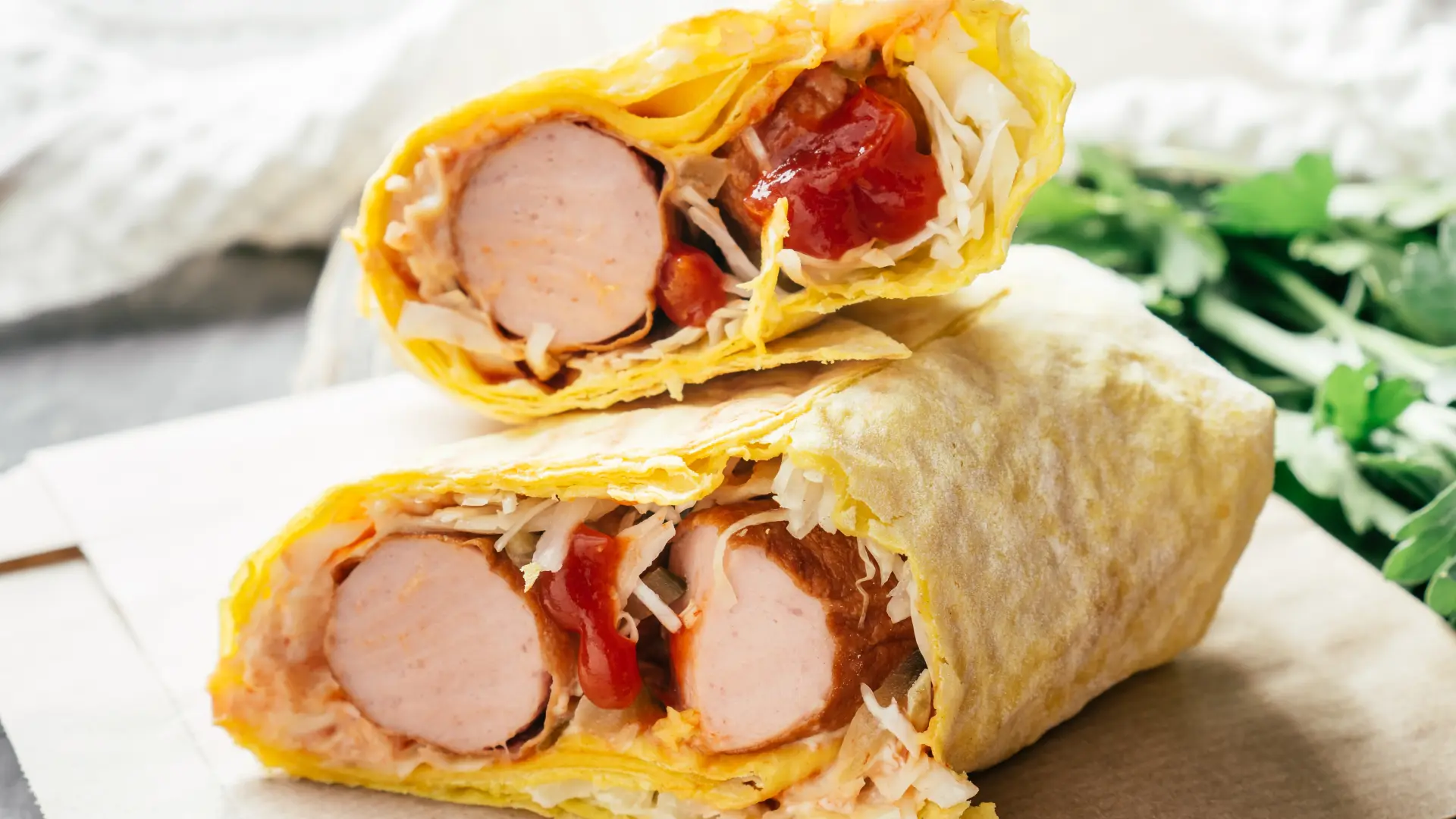 Brzi doručak ili užina za poneti: Hot dog tortilja gotova za dva minuta