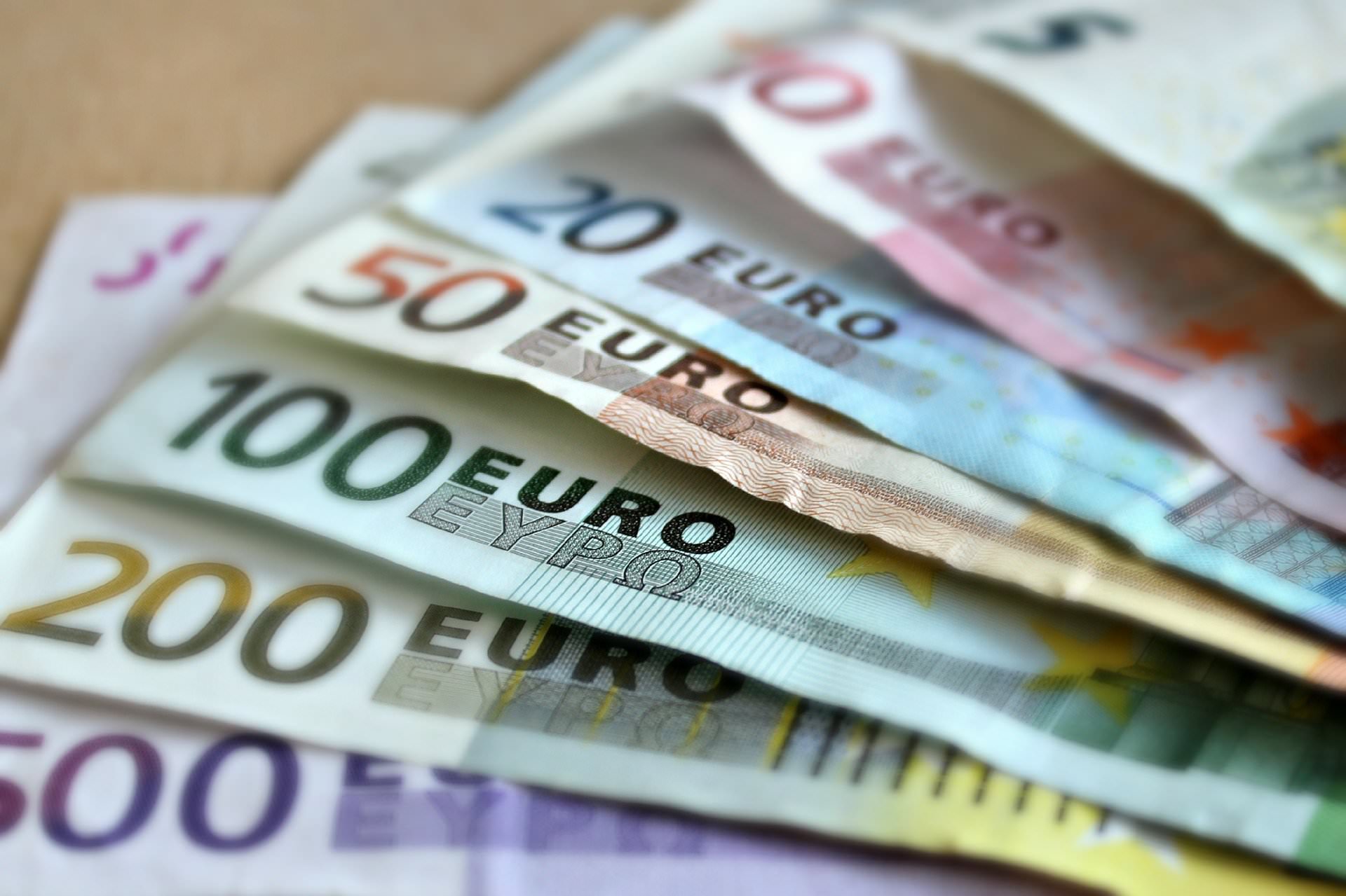 euro-pixabay.jpg