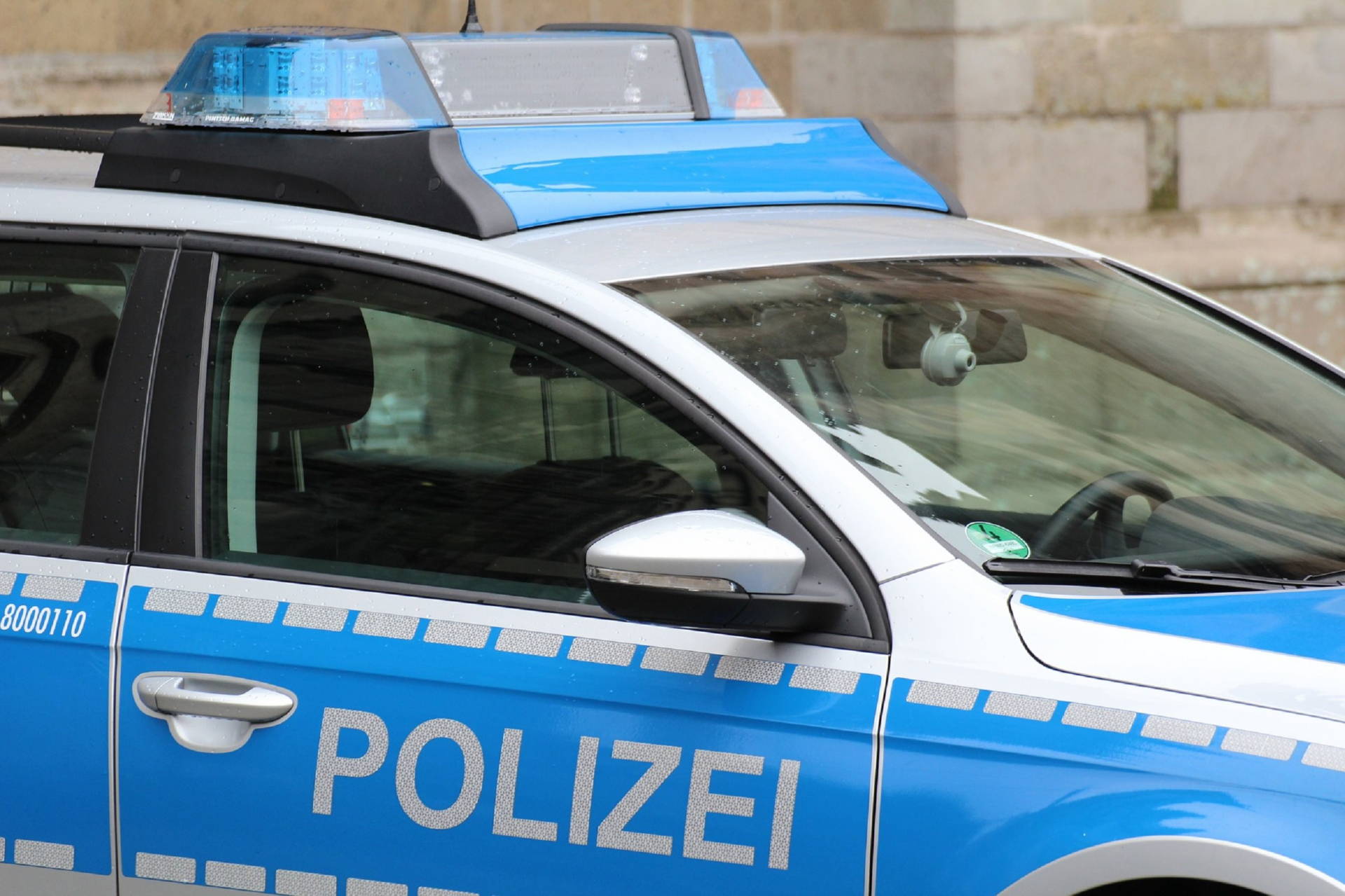 njemacka-policija-automobil-pixabay.jpg