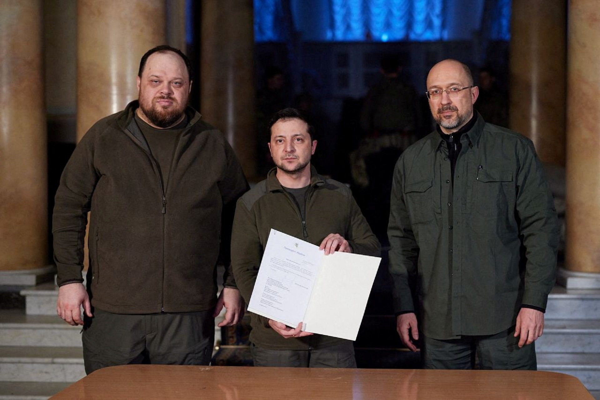 Zelenskioj potpisuje aplikaciju Ukrajine za EU_REUTERS.JPG