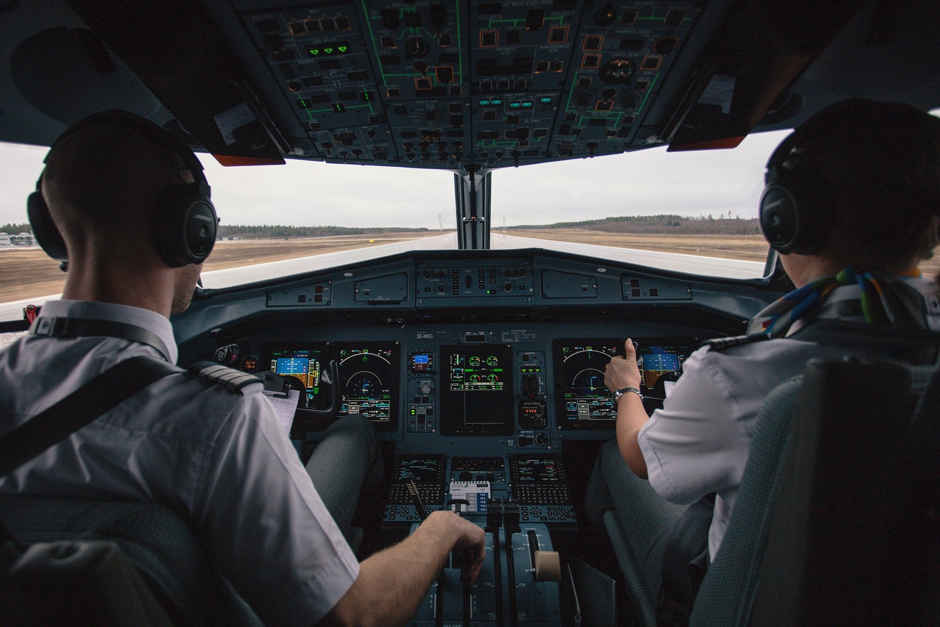 pilot avion pista_Pixabay.jpg