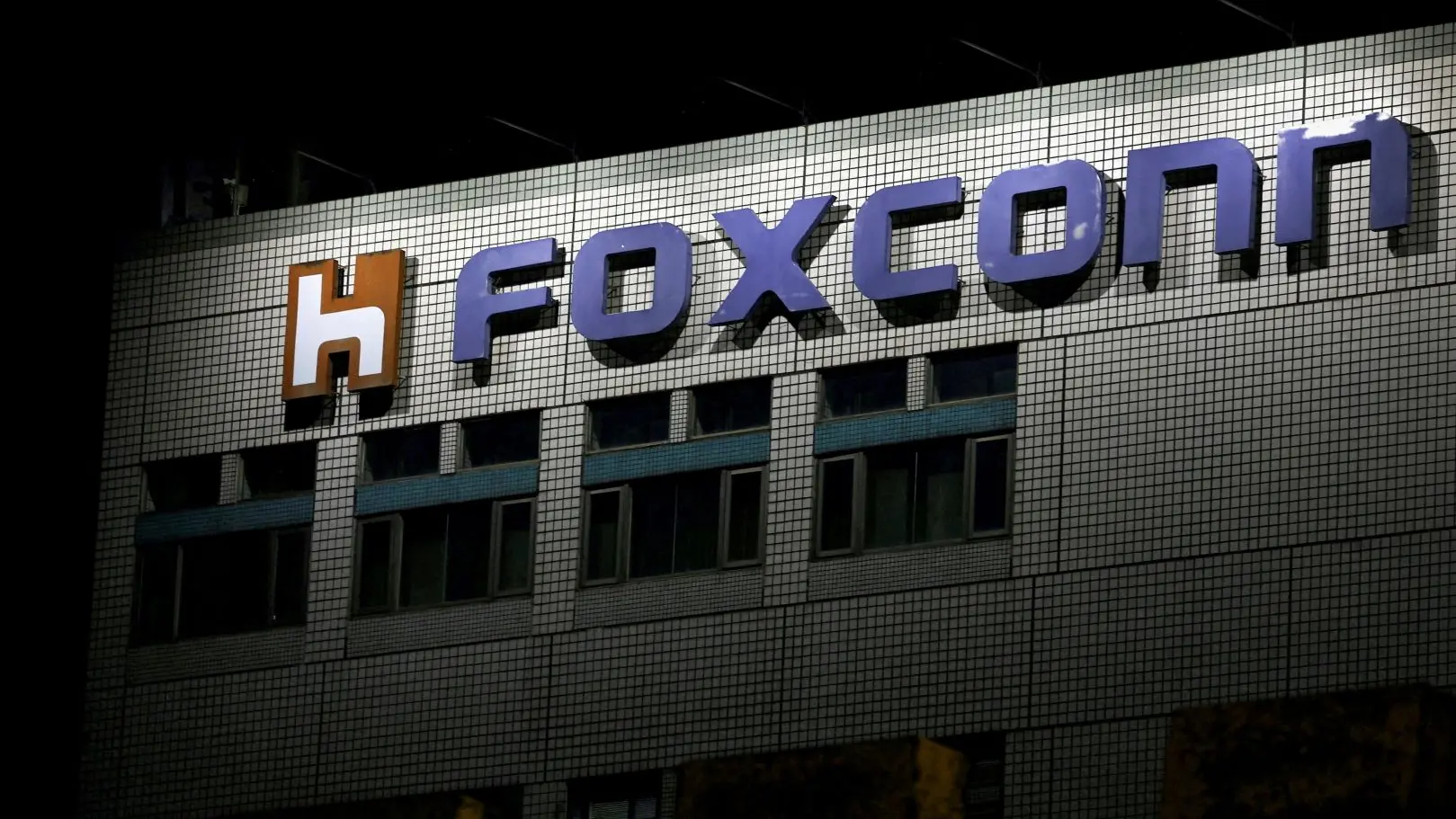 Foxconn_Fokskon_Foto Reuters-1669282556646.webp
