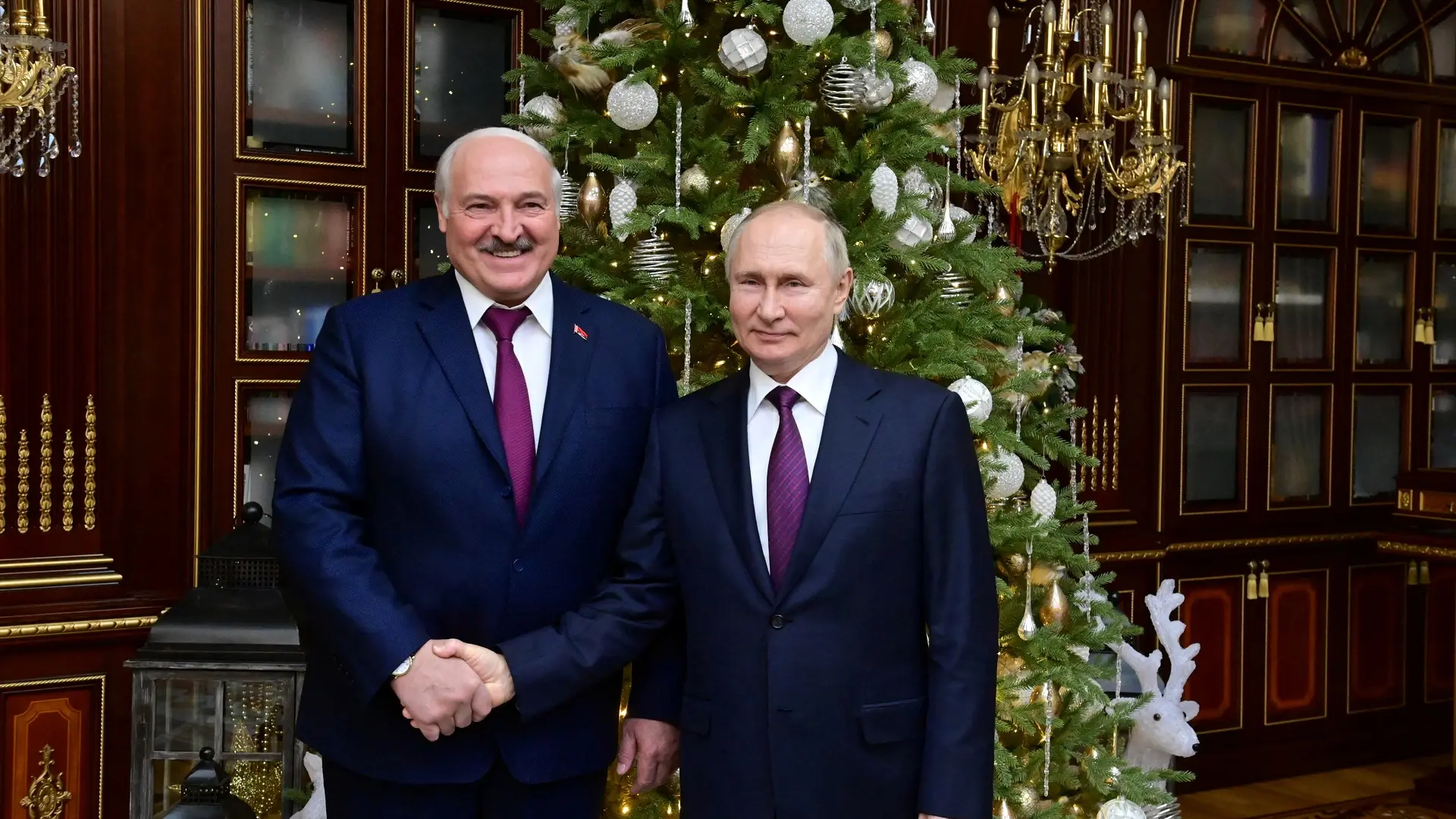 Aleksandar Lukašenko_Vladimir Putin_Minsk19122022_Reuters-63a0bd6fd8be4.webp