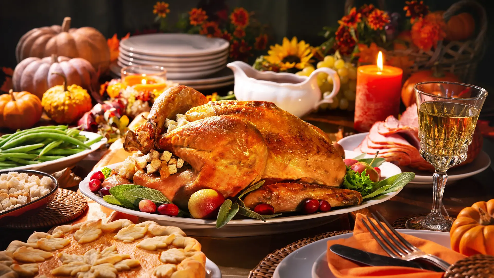thanksgiving-dinner-7600226_1920 večera Pixabay-63a086e8c3378.webp