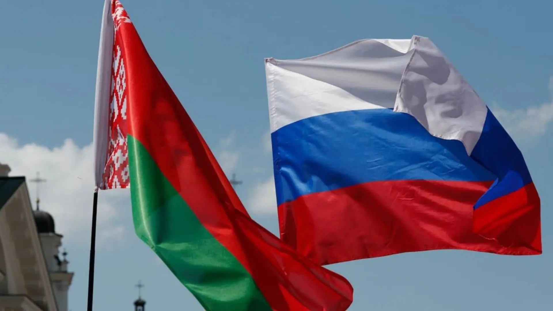 zastave_Rusija_Bjelorusija_foto_Reuters-63c64d88f0bf9.webp