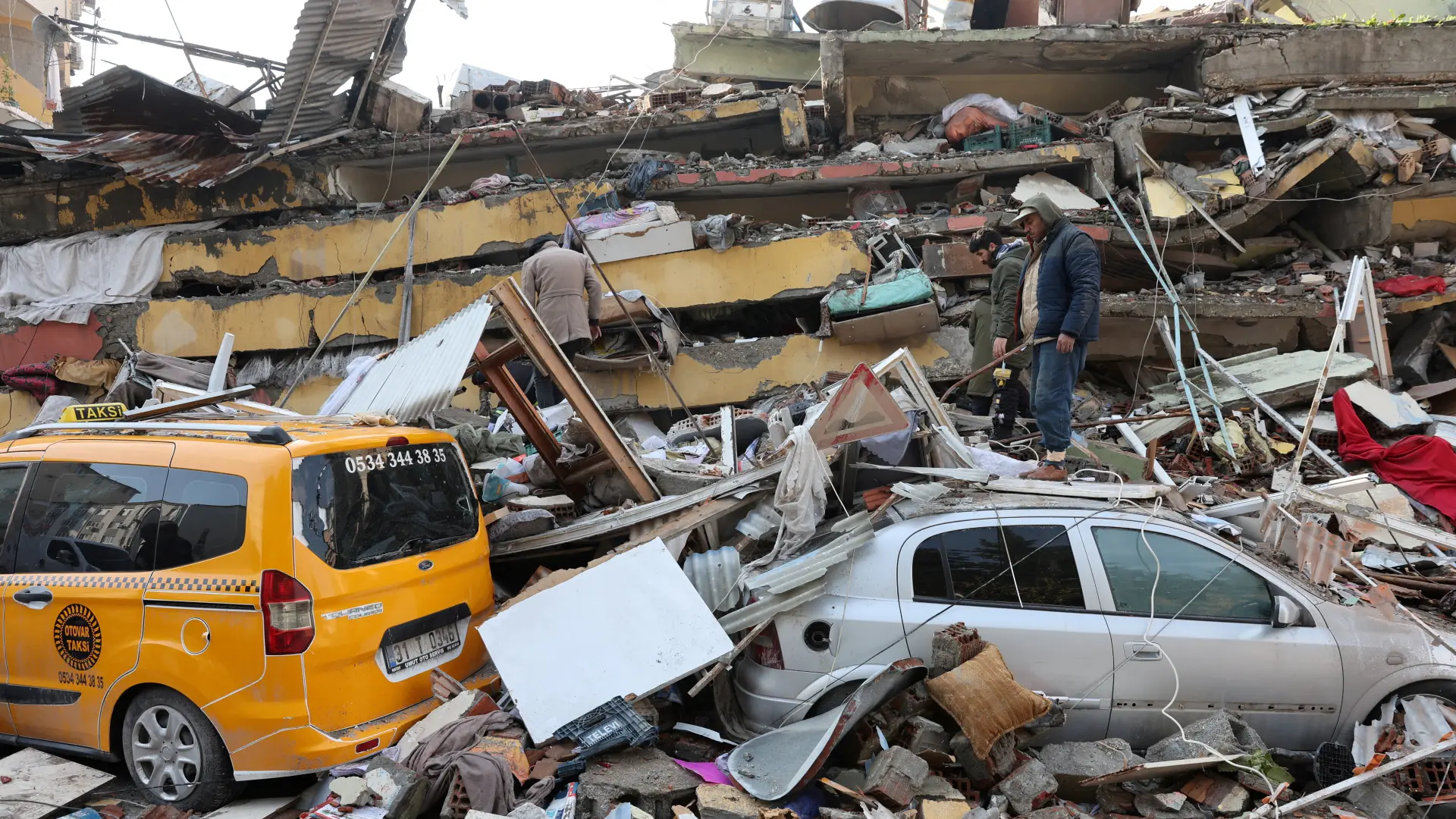 Zemljotres_Turska_ruševine_Foto Reuters-63e38d82030f1.webp