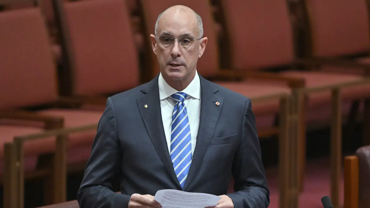 david van senator australija foto Tanjug:Mick Tsikas:AAP Image via AP-648e9ef5050cb.webp