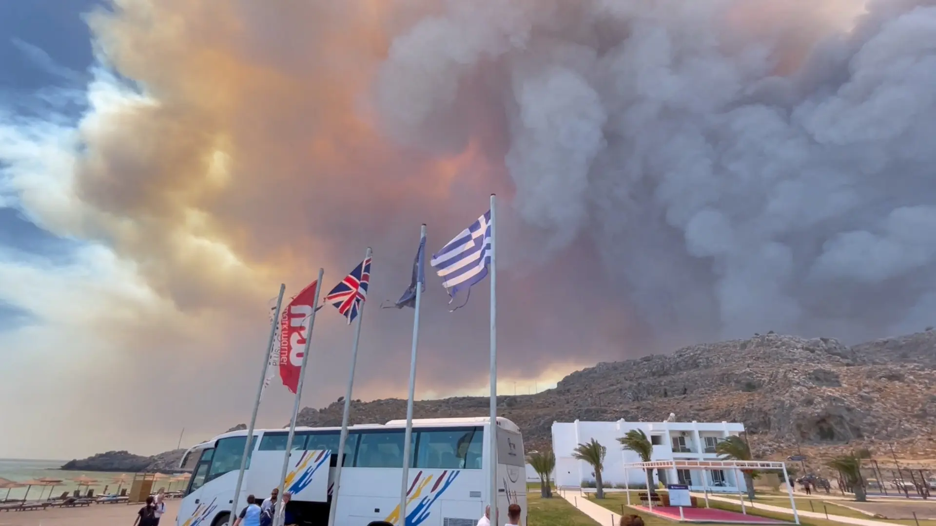 Požar ne Rodosu_Grčka_Foto Reuters (1)-64bc05a586fe4.webp