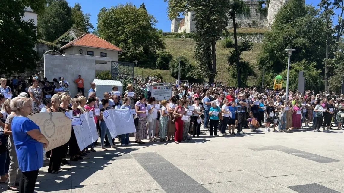 Protest u Gradacčcu_Klix-64d775c51a439.webp