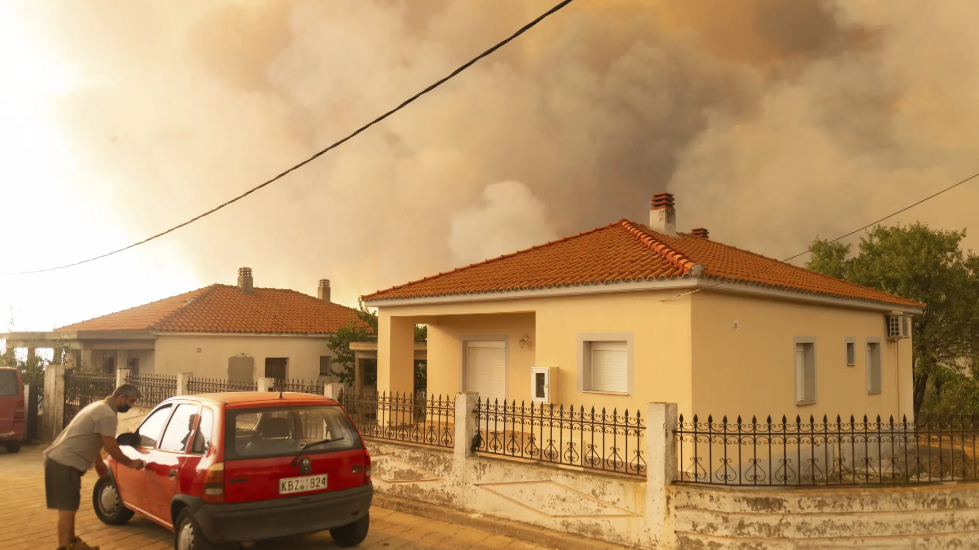 grčka požari AP PhotoAchilleas Chiras via Tanjug-64e7686905d8c.webp