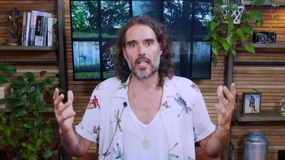 RUSSELL BRAND RASEL BREND-650628f3c7837.webp