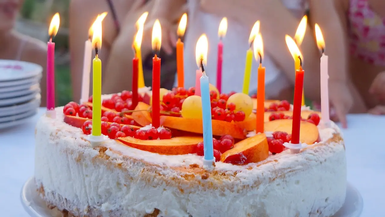 rođendan, rođendanska torta, svećice, pixabay (2)-651ea155cbcdc.webp