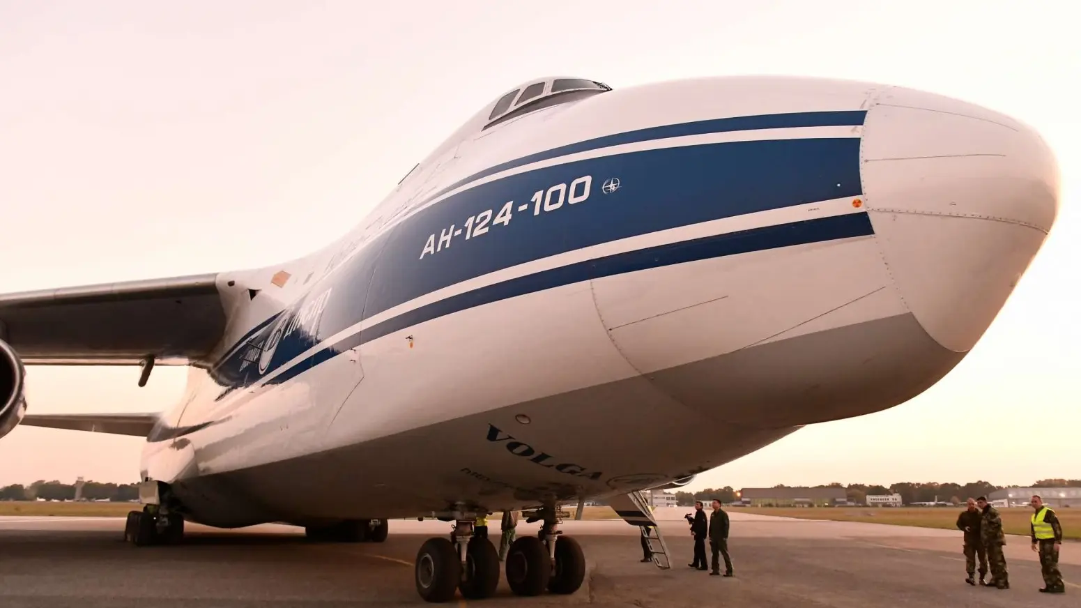 An-124-100 UR-82008  ministarstvo odbrane Srbije-655a18ad7f0a9.webp