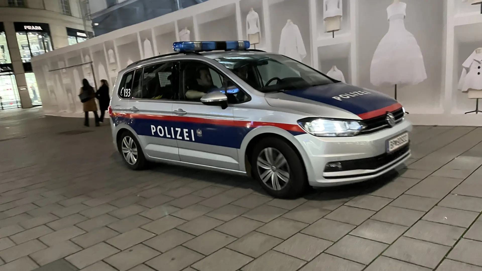 bečka austrijska austrija beč policija UNA-65533b05b47c1.webp