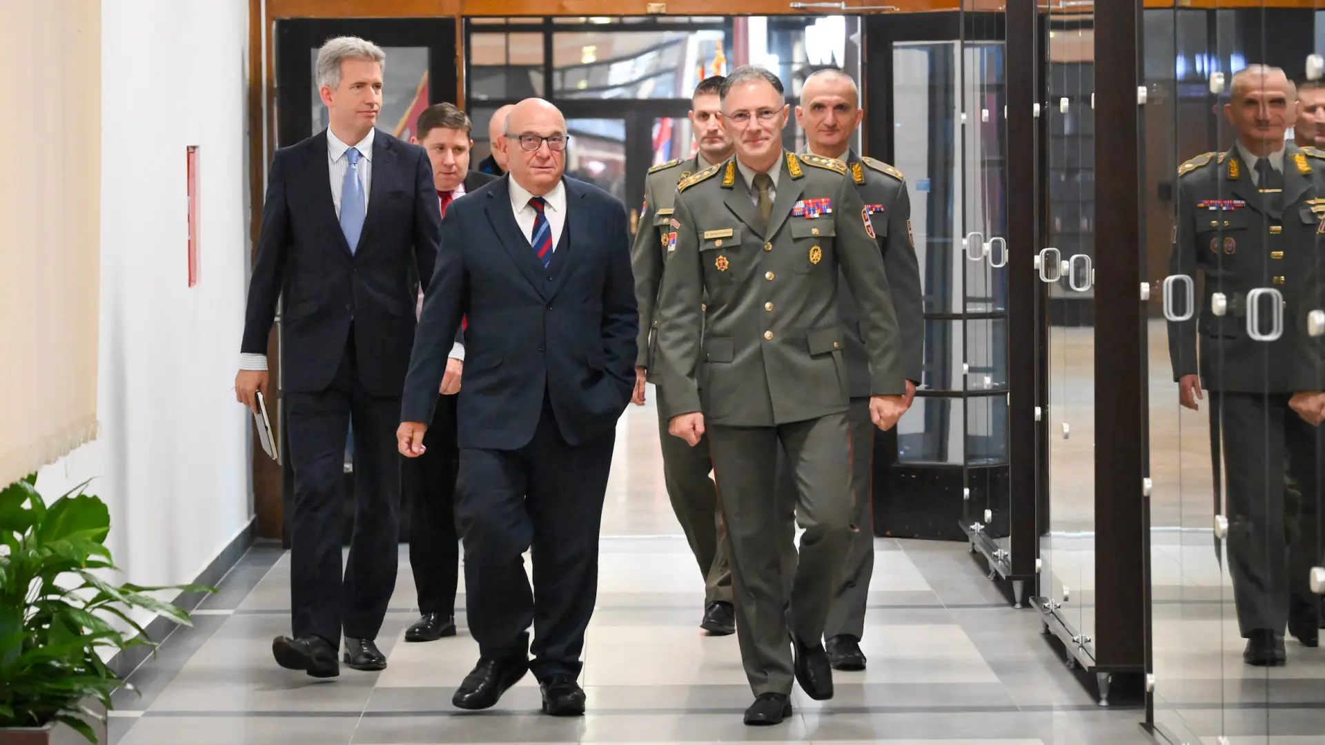 general milan mojsilović, stjuart pič - 25 nov 2023 - foto Tanjug Ministarstvo odbrane i Vojska Srbije (2)-6561f0e036e86.webp