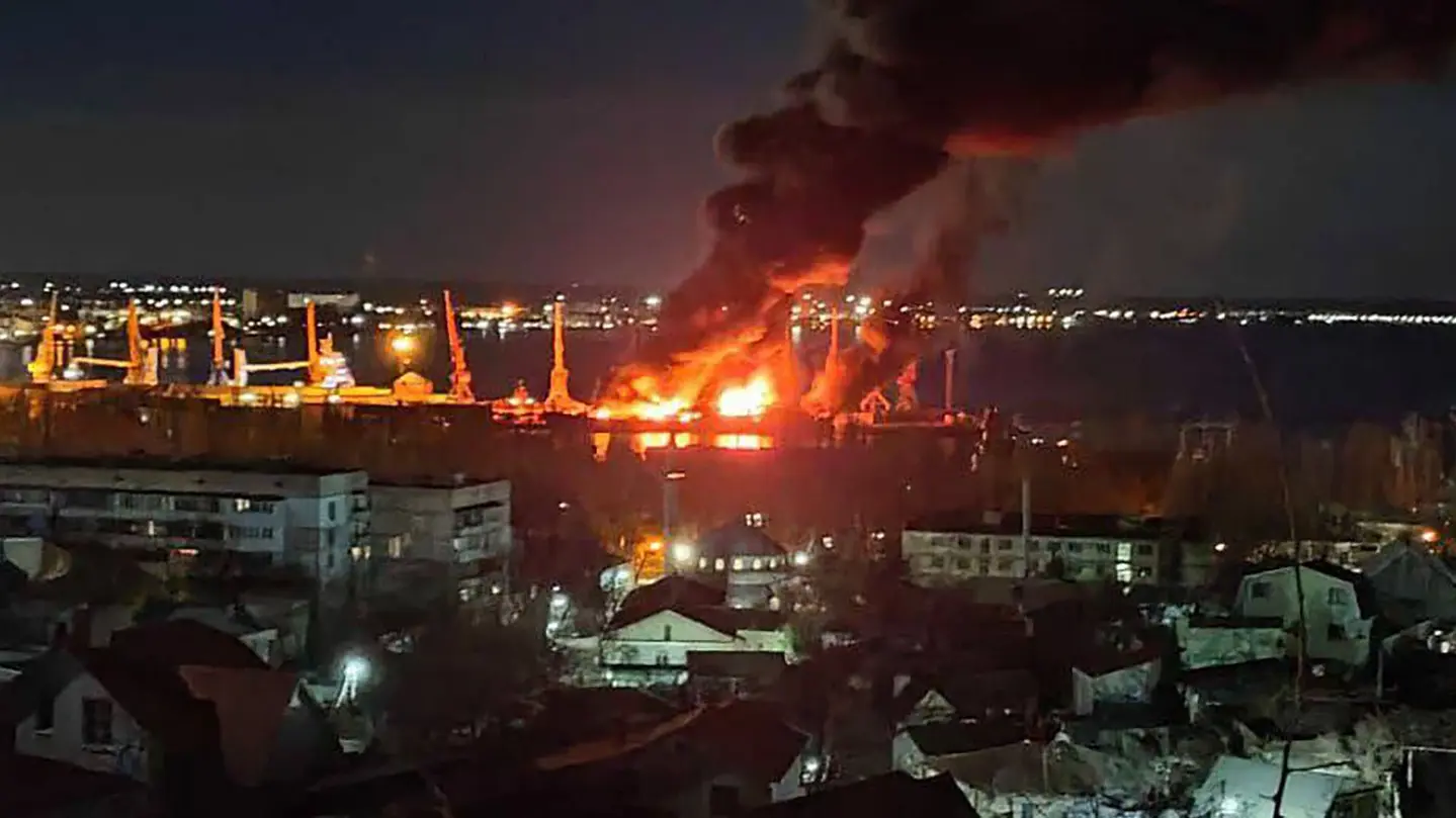 ukrajinci pogodili vojni brod, desantni brod novočerkask, 26 dec 2023 - profimedia 1-658f107ab275d.webp