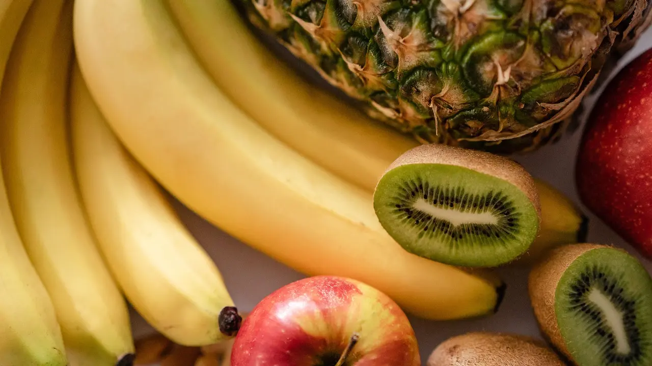 voće, banana, ananas, kivi, pixabay-659fec5879f31.webp