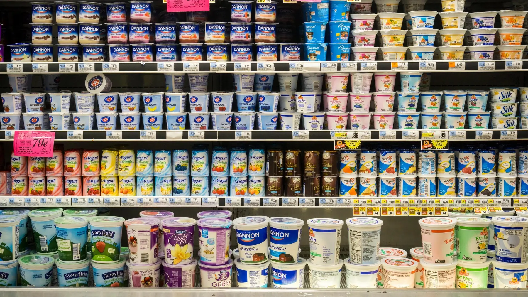 danon, mlečni proizvodi, kompanija danone, prodavnica, supermarket, 10 avg 2015 - profimedia-65d61cf3789fd.webp