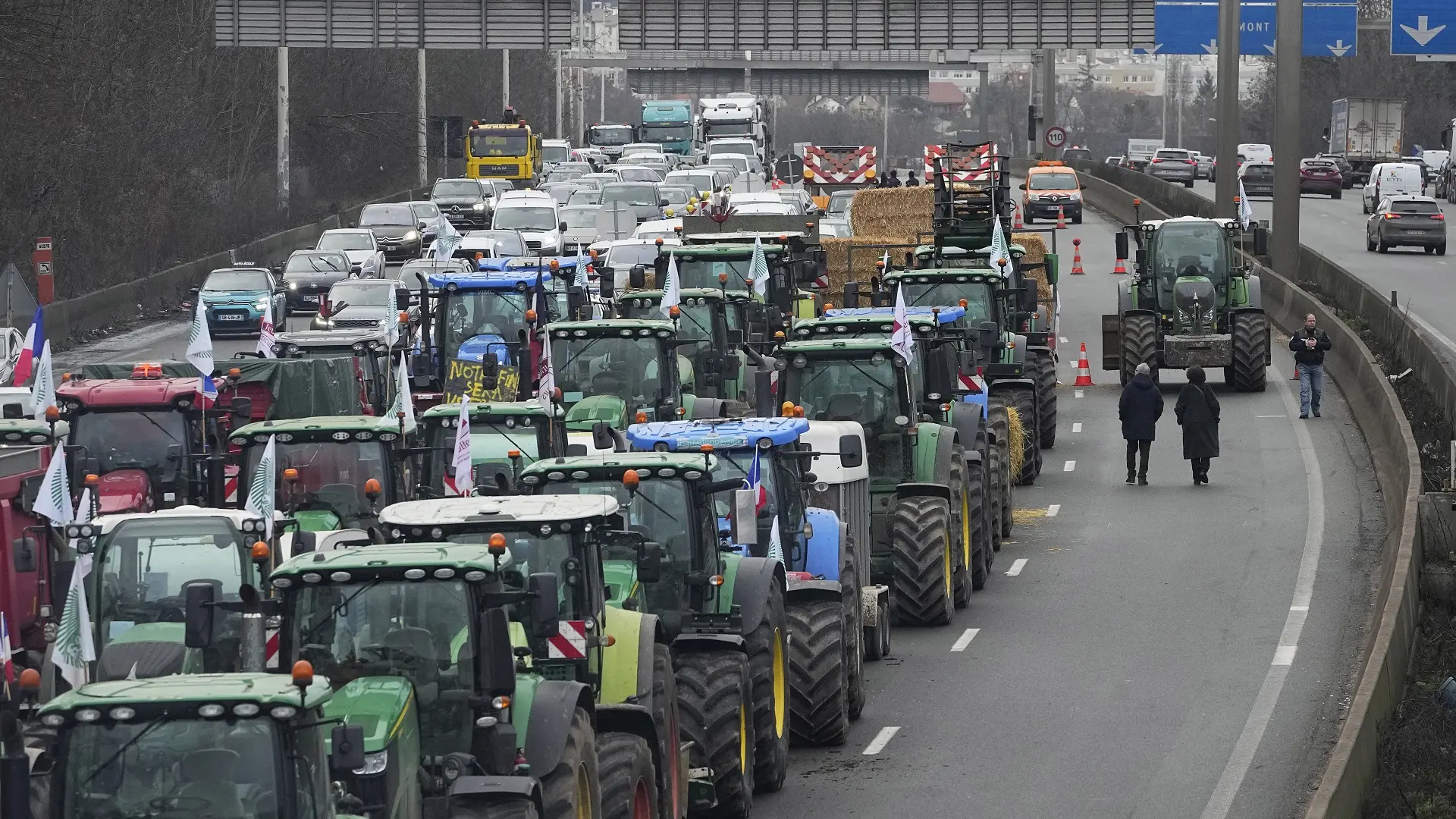 protesti francuskih poljoprivrednika, francuska, poljoprivrednici - AP Photo Michel Euler Tanjug-65bbc14762868.webp