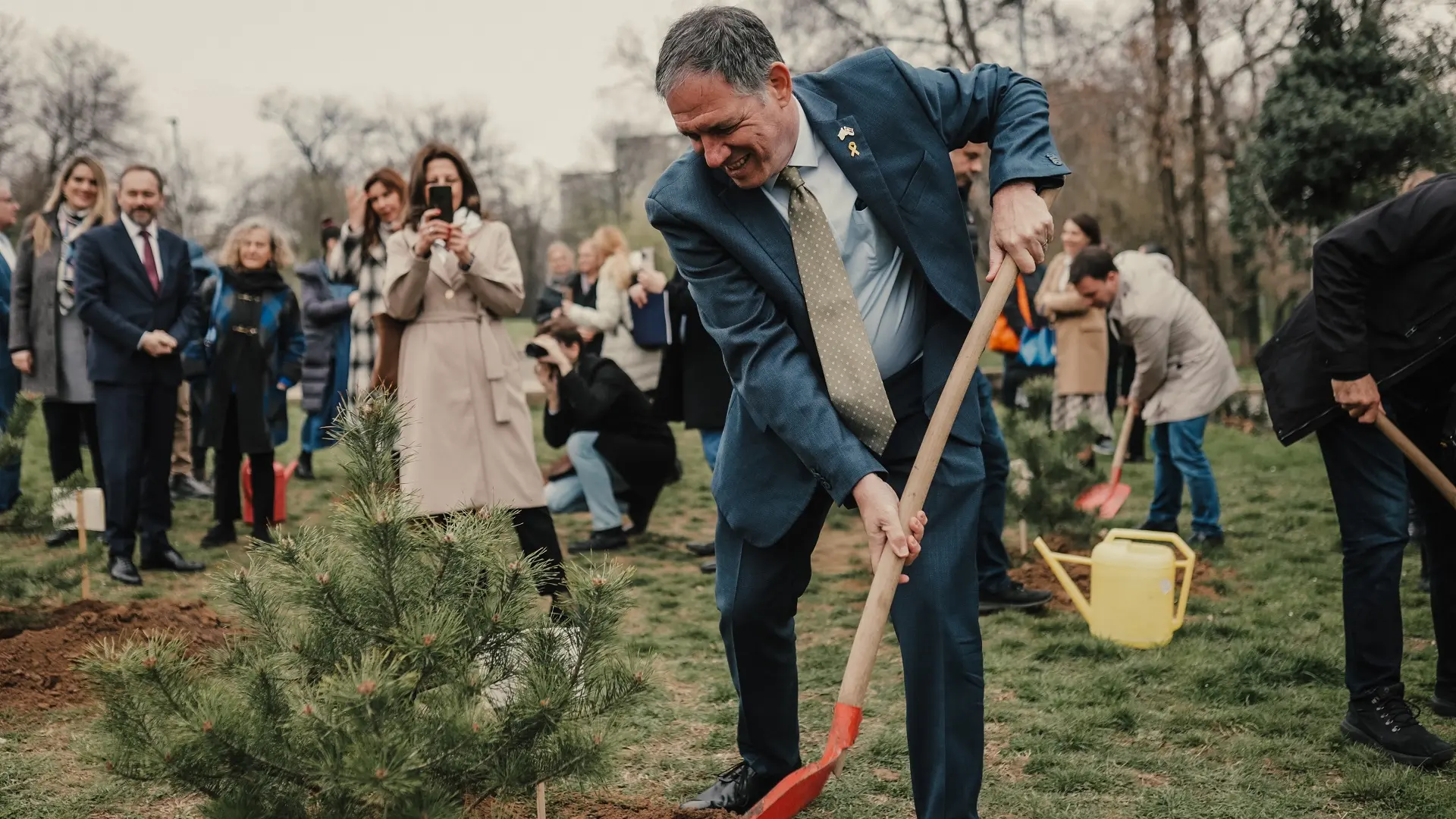 ambasada izraela poklonila 75 sadnica, beograd, šuma budućnosti - 13 mart 2024 - foto Tanjug Ambasada Izraela u Beogradu (1)-65f1c703f4117.webp