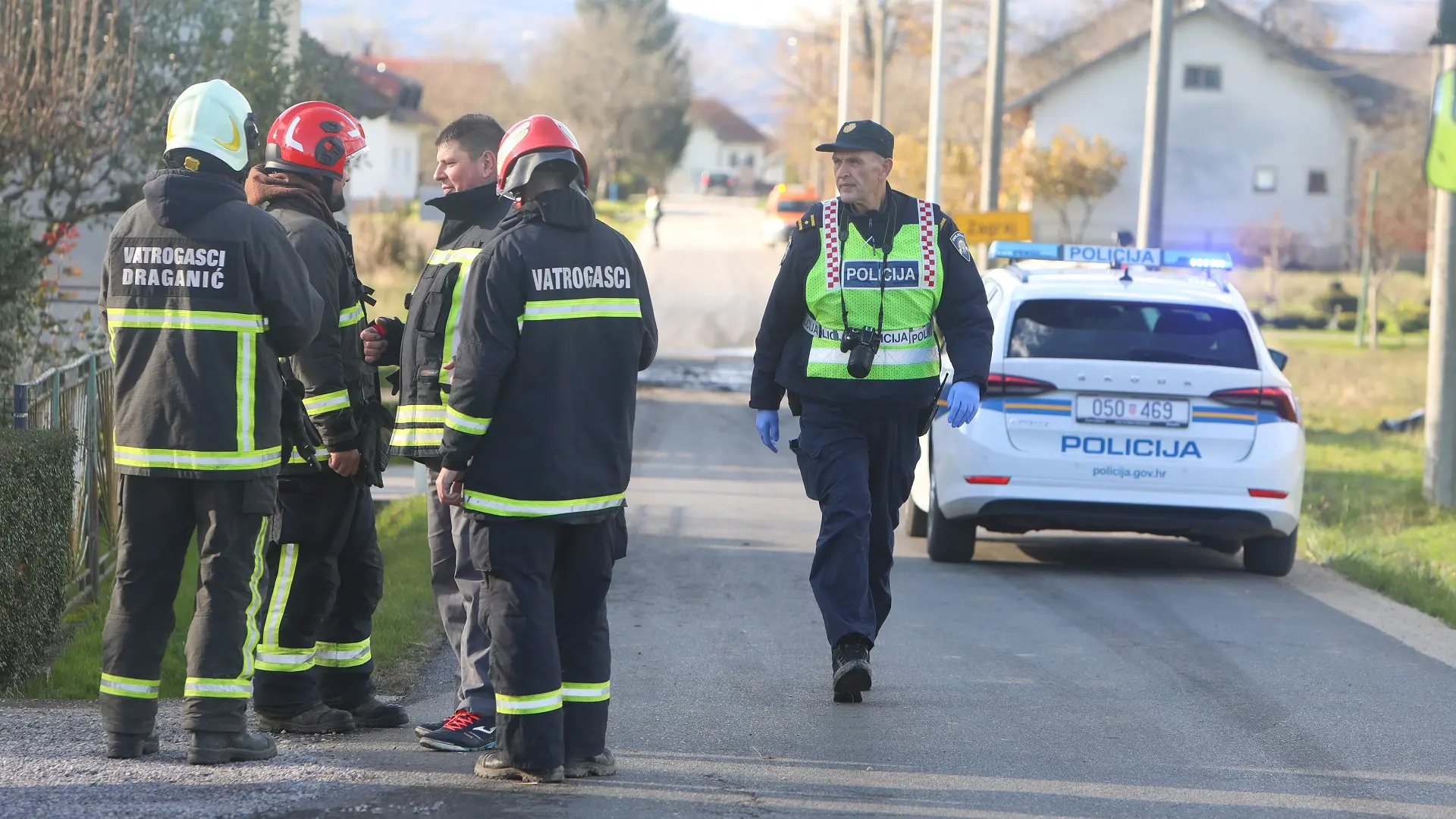 hrvatska policija, hrvatski vatrogasci, saobraćajna nesreća - 25 nov 2023 - Kristina Stedul Fabac PIXSELL-65e5d82ce1cc6.webp