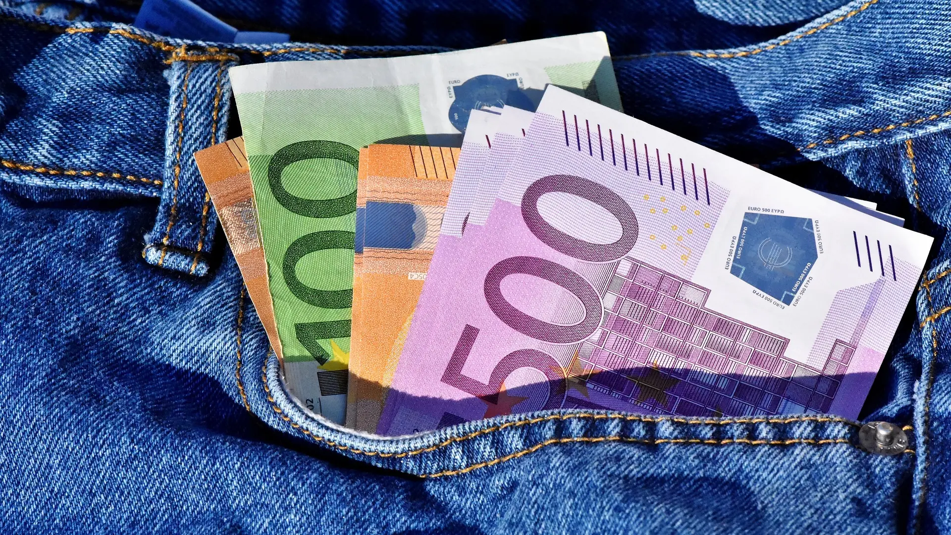 money, novac, pare, evro, euro, pixabay-65e98d5ecdc4c.webp