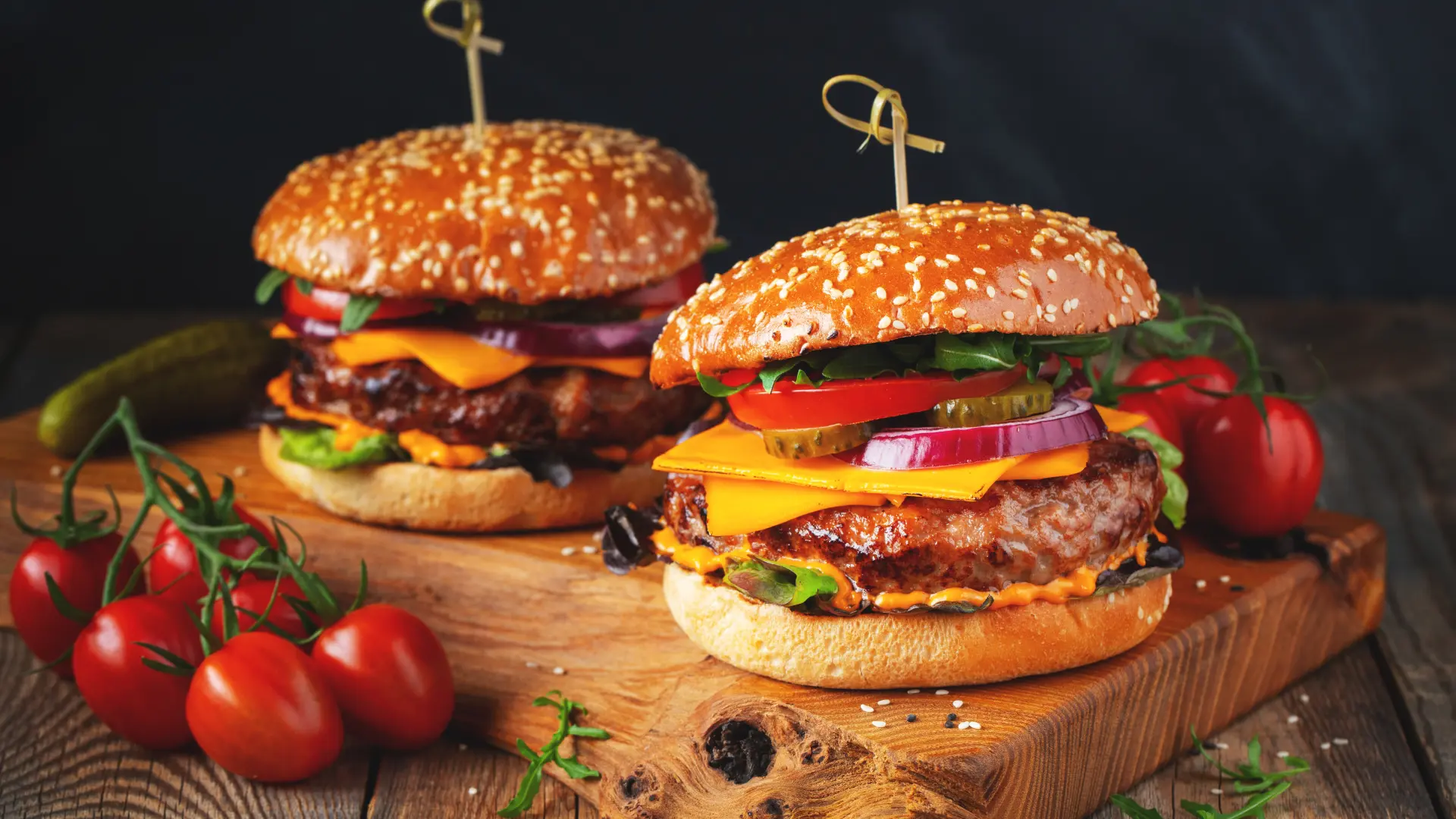 shutterstock_ hamburger, burger, čizburger, brza hrana, fast food-65fbe86c0219d.webp