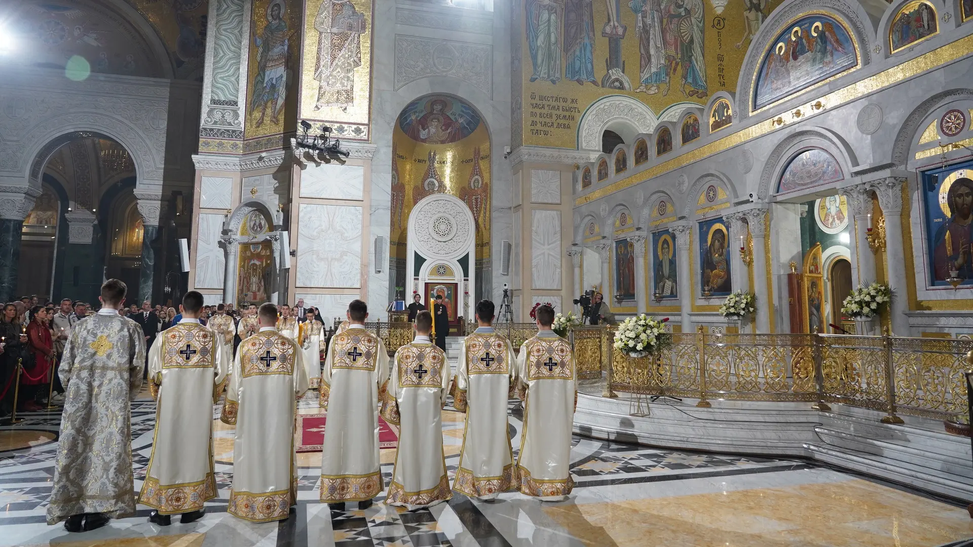 ponošnja vaskršnja liturgija, hram svetog save, vaskrs, uskrs - 5 maj 2024 - foto Antonio Ahel ATAImages (5)-663717e531d6e.webp