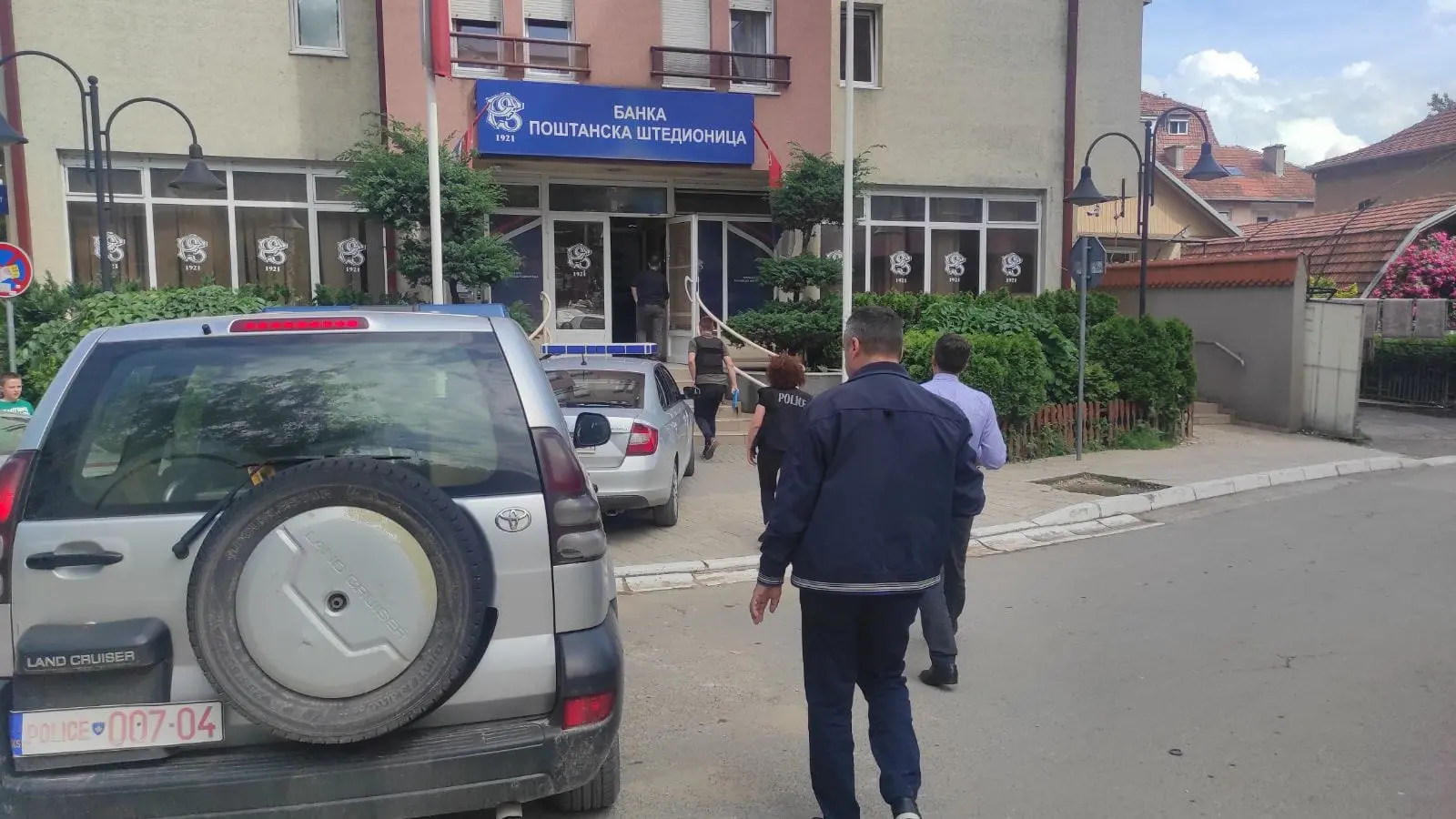 upad tzv kosovske policije u filijale banke poštanske štedionice, poštanska štedionica - 21 maj 2024 - foto TANJUG BANKA POŠTANSKA ŠTEDIONICA-664ca465d7817.webp