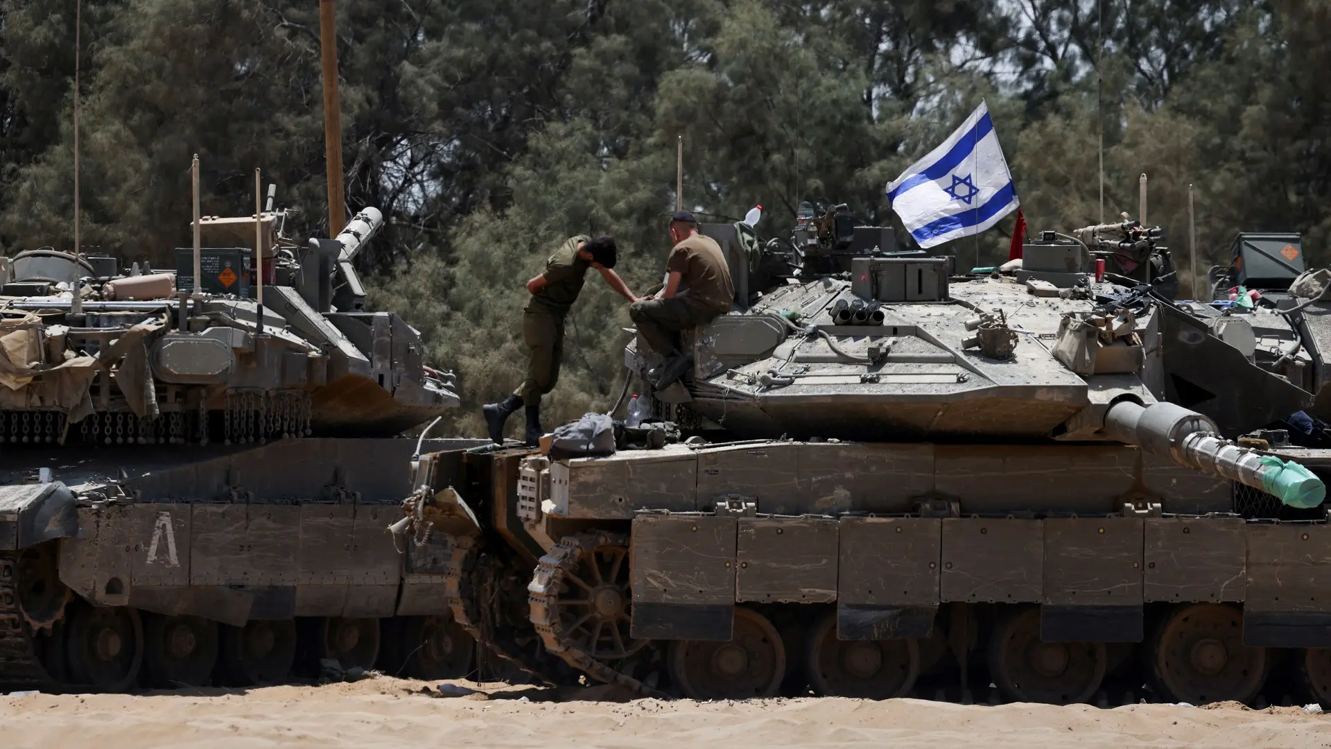 izraelska vojska izraela, izraelski vojnici tenkovi, gaza, palestina, pojas gaze, izrael - 29 maj 2024 - foto Reuters-66727fc13d7f9.webp
